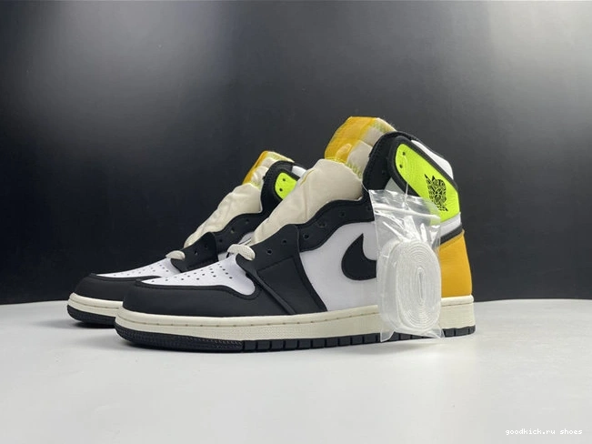 3736 555088- Gold Volt University Refined Jordan1 Black White 1026